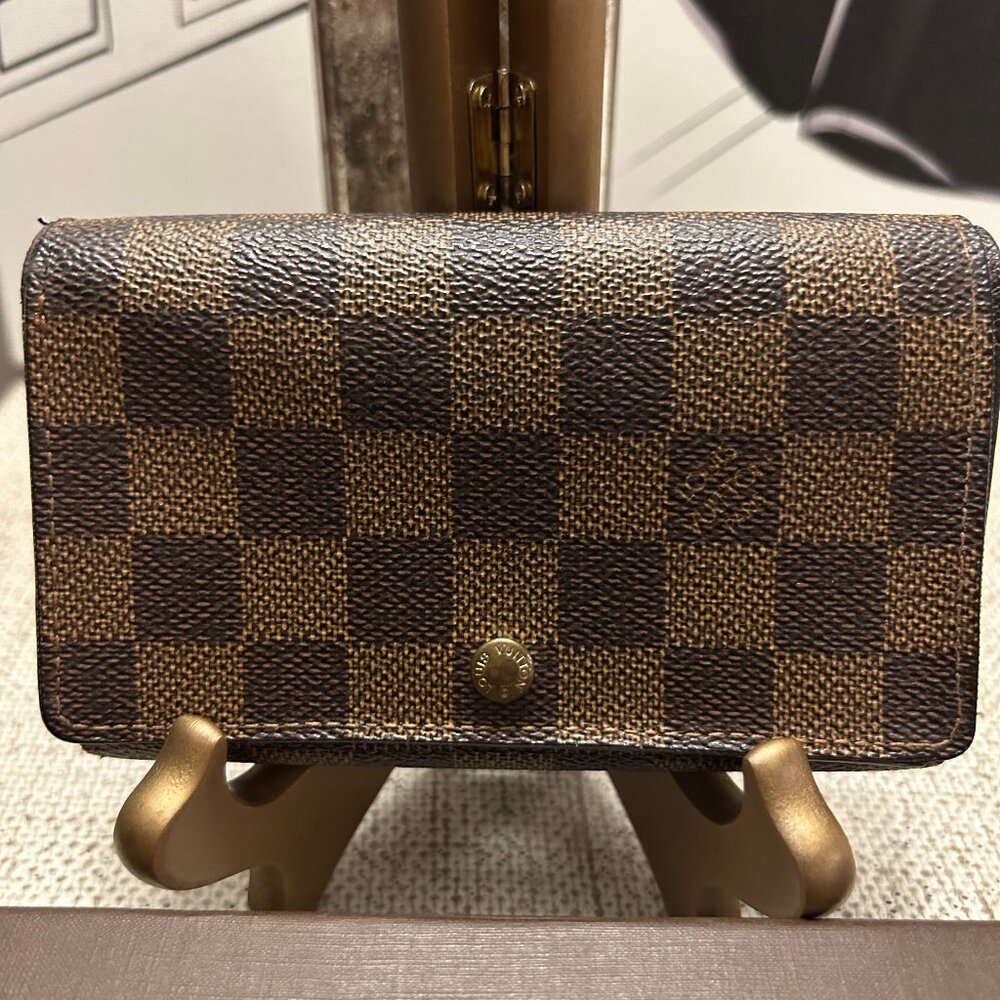Louis Vuitton Damier Ebene Porte-Monnaie Tresor Wallet